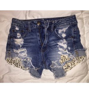 American Eagle Hi-rise Festival shorts